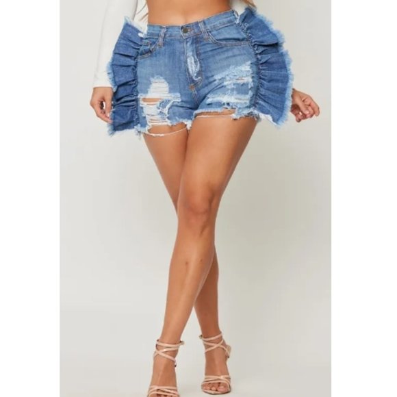 NWT Blue Denim Distressed Ruffled ImFluffedUp Shorts- Light - Picture 1 of 3